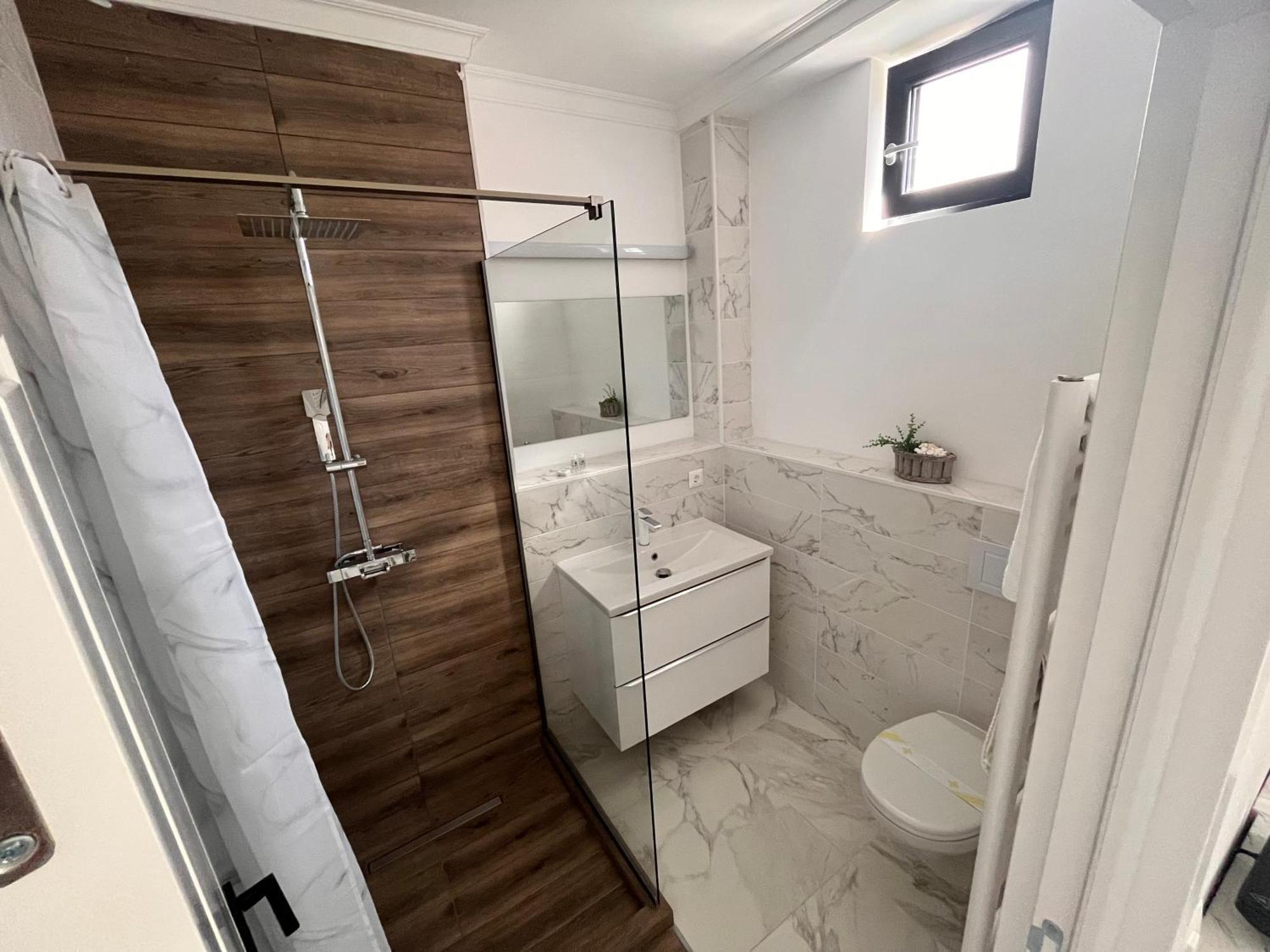 Lira Holiday Apartments Сату Маре Екстериор снимка